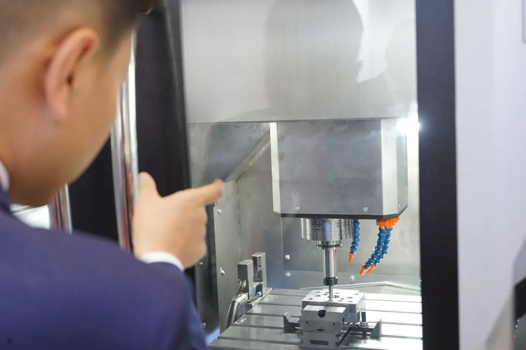 1746676751.jpg 640 (8).jpg