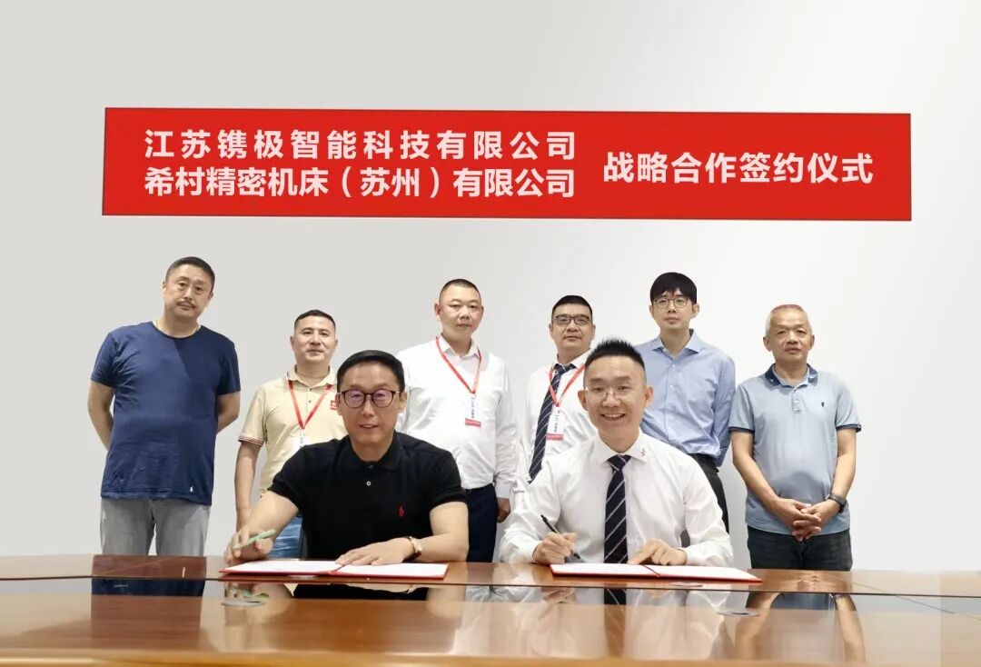 1760932015.jpg 640 (1).jpg